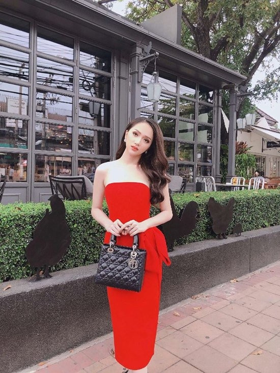 'Đọ' sự giàu có của dàn sao U30 tuổi của showbiz Việt: Hương Giang trăm tỷ vẫn bị người này 'vượt mặt'? Ảnh 11