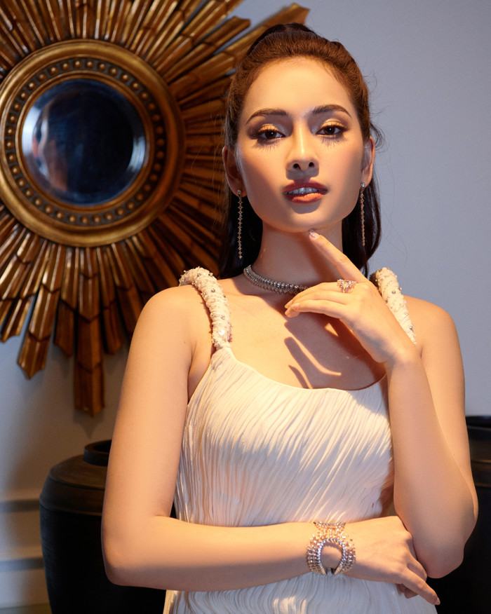 Sara Lưu