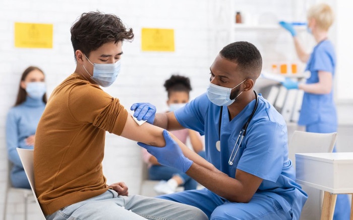 Tiêm 4 mũi vaccine Covid-19, người đàn ông vẫn không có kháng thể bảo vệ khỏi nCov như người khác Ảnh 2