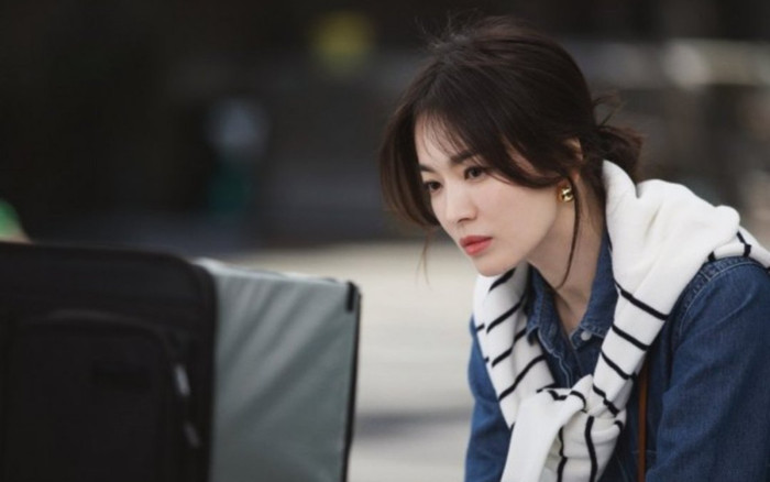 'Now We Are Breaking Up': Song Hye Kyo gây ấn tượng với diễn xuất lãng mạn đầy nội tâm Ảnh 2