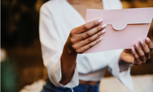 Nhận giấy mời cưới từ bạn, cô gái 'tăng xông' quyết không đi, câu chuyện phía sau ai nấy đều đồng tình Ảnh 3