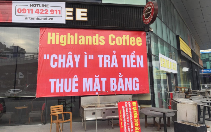 Highlands Coffee bị tố chây ì cả tỷ đồng tiền thuê mặt bằng: Bảo vệ kể giây phút ẩu đả có cả trăm người Ảnh 2