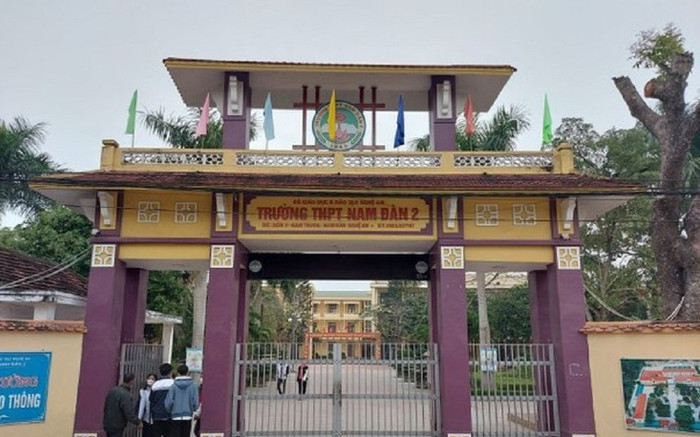 Tạm giữ nhân viên trường học để điều tra hành vi dâm ô nữ sinh lớp 9 Ảnh 2