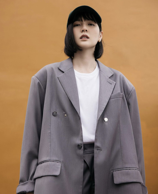 Sơn Tùng có động thái sau nghi vấn giấu 'tín vật', nào ngờ lại bị soi xài đồ đôi với Hải Tú Ảnh 6