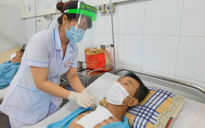 Phẫu thuật ca bệnh ung thư khí quản hiếm gặp, bệnh nhân thường ho nhiều Ảnh 2