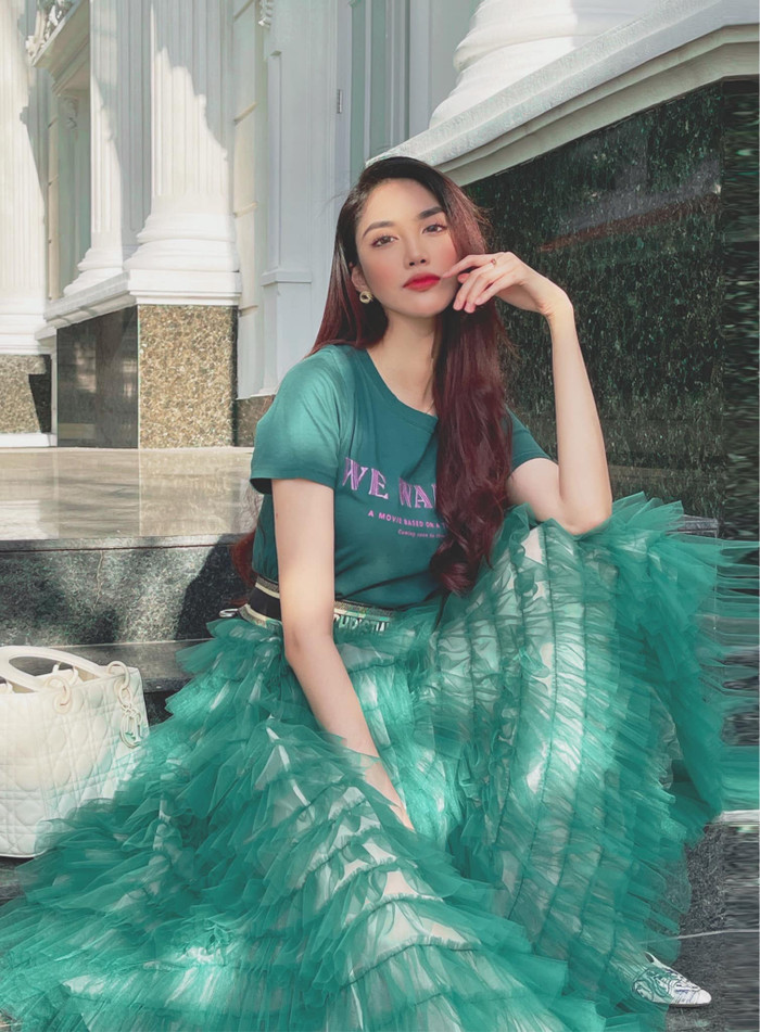 Phong cách thời trang của nữ siêu mẫu luôn nhận được nhiều lời khen từ mọi người.