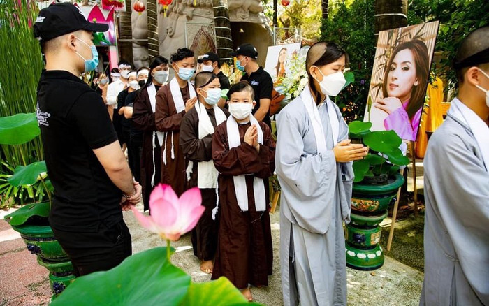 Phía Phi Nhung từ chối nhận 500 triệu đồng trao tặng cho 23 người con nuôi, lý do vì sao? Ảnh 2