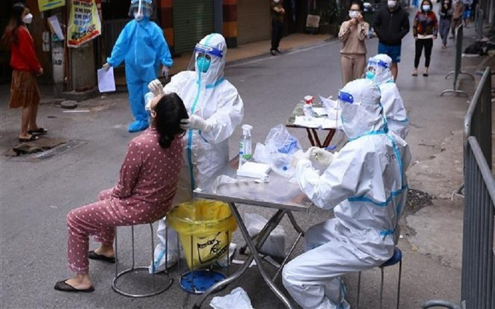 Covid-19 sáng 16/11: Gần 4.000 ca nặng, 3 xã ở Thanh Hóa bị phê bình, F1 tại Hà Nội được cách ly tại nhà Ảnh 2