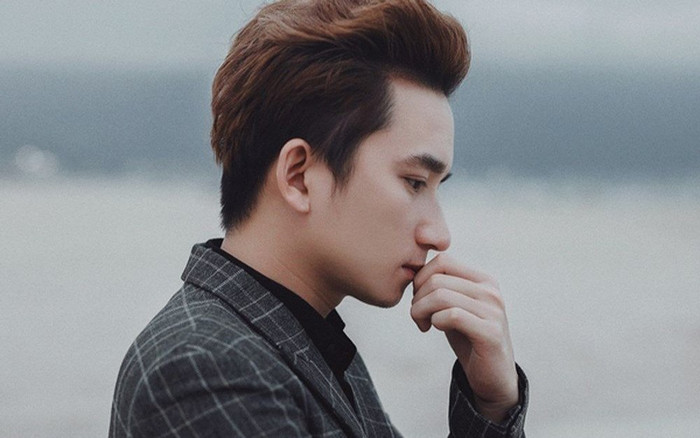 Phan Mạnh Quỳnh là nghệ sĩ đầu tiên mở màn chương trình 'The show Vietnam' Ảnh 2