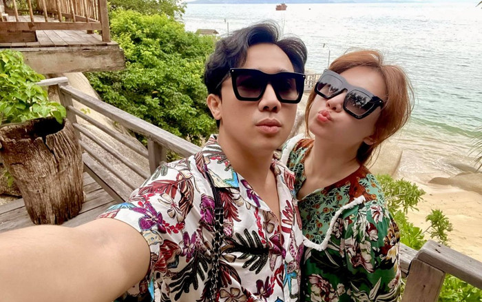 Chỉ với hành động nhỏ này, vợ chồng Trấn Thành bác bỏ tin đồn ly hôn khiến netizen 'tâm phục khẩu phục' Ảnh 2