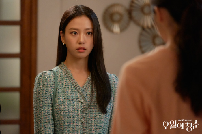 Dàn mỹ nhân Kbiz bứt phá trong năm 2021: Shin Hye Sun 'ngổ ngáo', Go Min Si gây thương nhớ Ảnh 16