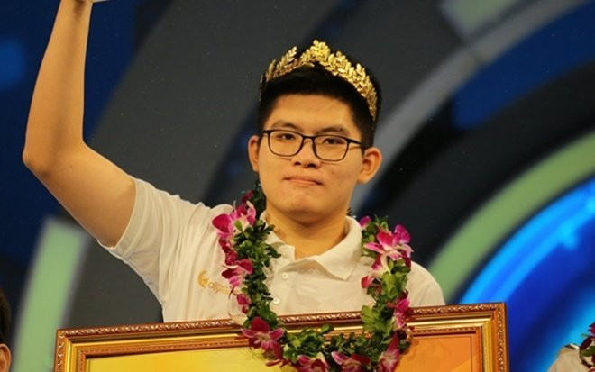 Bị soi mói không ngớt về đời tư, Quán quân Olympia vừa lên tiếng đính chính đã được khen ngợi hết lời Ảnh 2