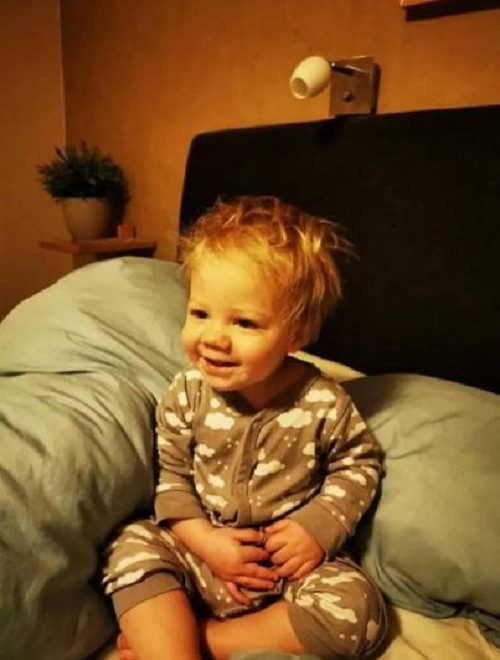 Con trai của cặp đôi. 