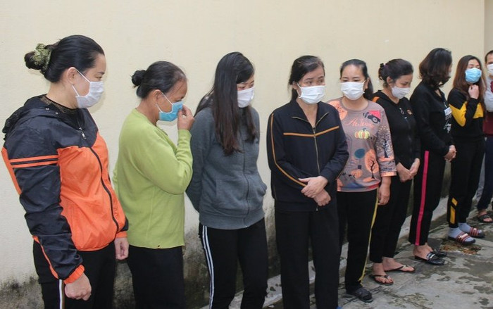 Triệt phá ổ đánh bạc hơn 100 tỷ đồng của 13 'quý bà' ở Nghệ An Ảnh 2