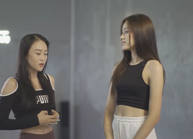 Đỗ Thị Hà liên tục bị nhắc mất tập trung khi tập luyện bài múa Dances of The World Ảnh 5