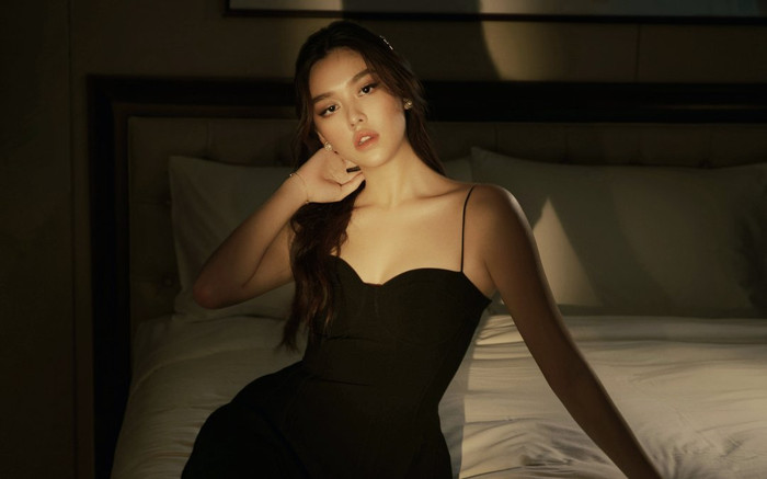 Á hậu Tường San lần đầu công khai hình ảnh con, tiết lộ lý do giữ kín dung mạo của bé Ảnh 2