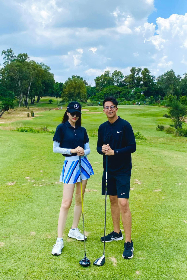 Matt Liu là một người chơi golf chuyên nghiệp, Hương Giang sau khi yêu anh cũng thường xuyên dành thời gian cho bộ môn 'thể thao nhà giàu' này.
