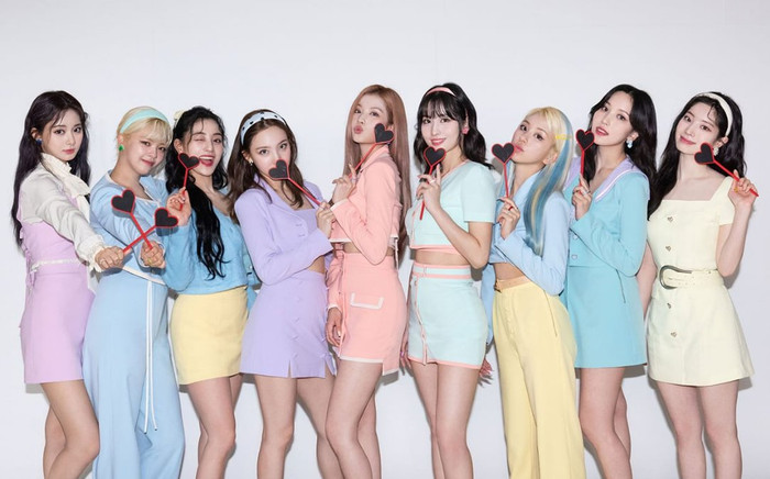 TWICE lẹt đẹt trên BXH nhạc số, ấy vậy album vẫn làm nên chuyện lớn tại Billboard Ảnh 2
