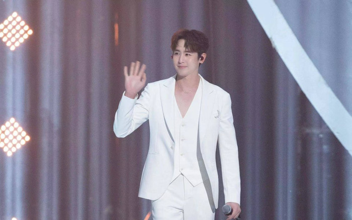 Khả năng hát tiếng Trung của Nichkhun được khen hết lời qua ca khúc này Ảnh 2