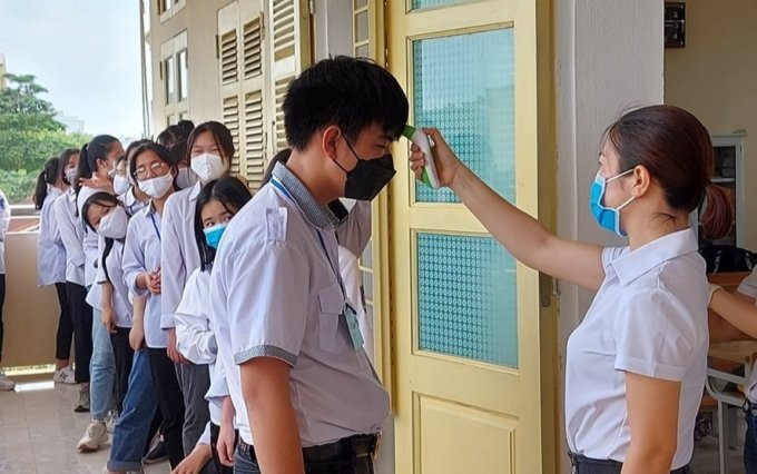 Hà Nội dự kiến cho học sinh THPT trở lại trường vào tháng 12 Ảnh 2