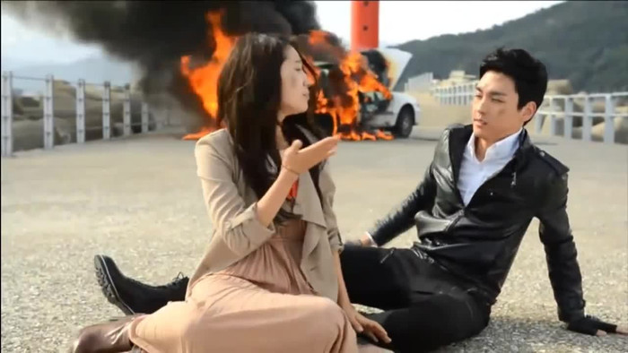 Chuyện tình đẹp như cổ tích của Park Shin Hye - Choi Tae Joon: Từ mối quan hệ friendzone về chung một nhà Ảnh 4