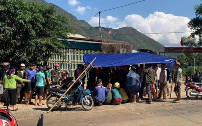 Vụ học sinh văng khỏi xe tử vong, lái xe chưa đủ điều kiện điều khiển: 'Gia đình tự hợp đồng với nhà xe' Ảnh 2