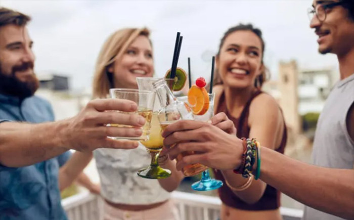 Say rượu mà gặp những biểu hiện sau, hãy cẩn trọng với triệu chứng của bệnh ung thư ở giới trẻ Ảnh 2