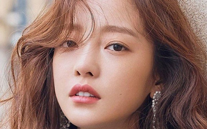 Tưởng niệm 2 năm Goo Hara (KARA) qua đời: Fan vẫn tiếc thương và luôn nhớ về đóa hoa bé nhỏ Ảnh 2