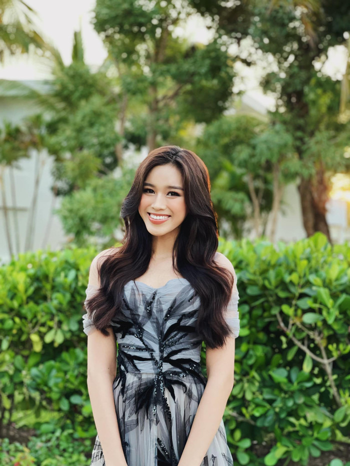 Đỗ Thị Hà bồng bềnh với đầm công chúa, chia sẻ hoàn thành tốt phần thi tài năng Miss World Ảnh 2