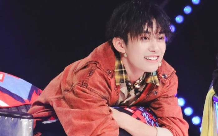 Phim điện ảnh của Dịch Dương Thiên Tỉ trở thành bom tấn có doanh thu cao nhất phòng vé xứ Trung Ảnh 2