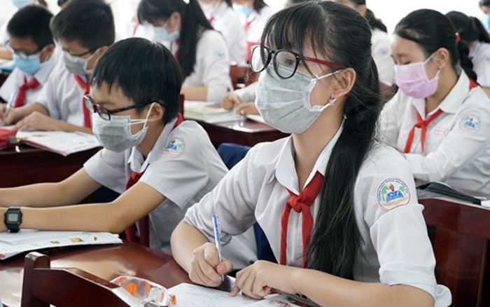 Hoà Bình: Toàn bộ học sinh, sinh viên nghỉ học trực tiếp để thực hiện phòng chống dịch Covid-19 Ảnh 2