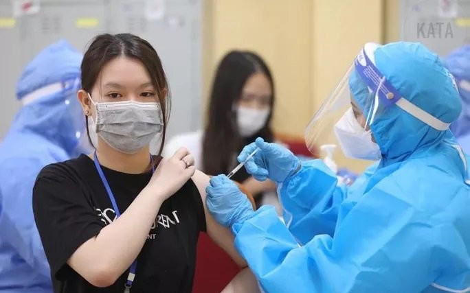 Ngày 25/11: Cả nước ghi nhận 12.450 ca nhiễm mới, tăng 640 ca so với hôm qua Ảnh 2