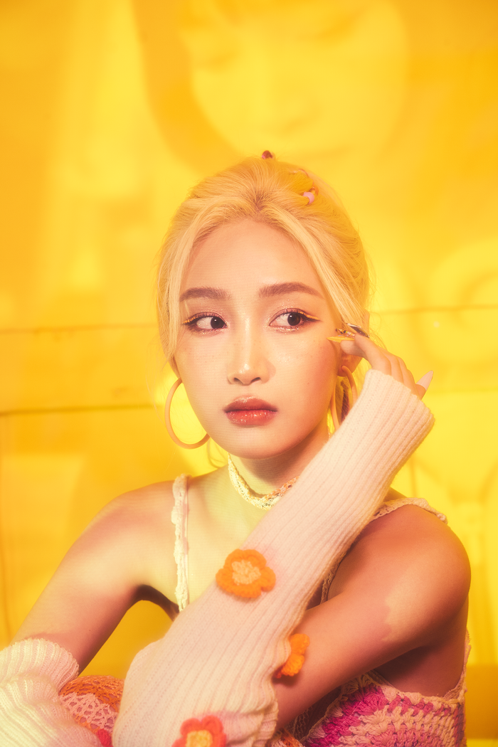 Juky San lần đầu thử sức sáng tác nhạc: 'Lo lắng gấp đôi nhưng không kém hào hứng' Ảnh 10