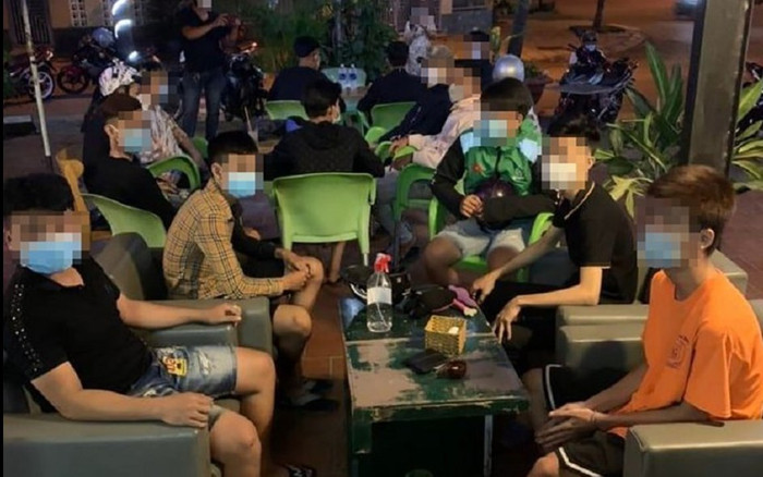 21 thanh thiếu niên lên kế hoạch mang hung khí 'nóng' từ TP Thủ Đức xuống TP Dĩ An thanh toán đối thủ Ảnh 2