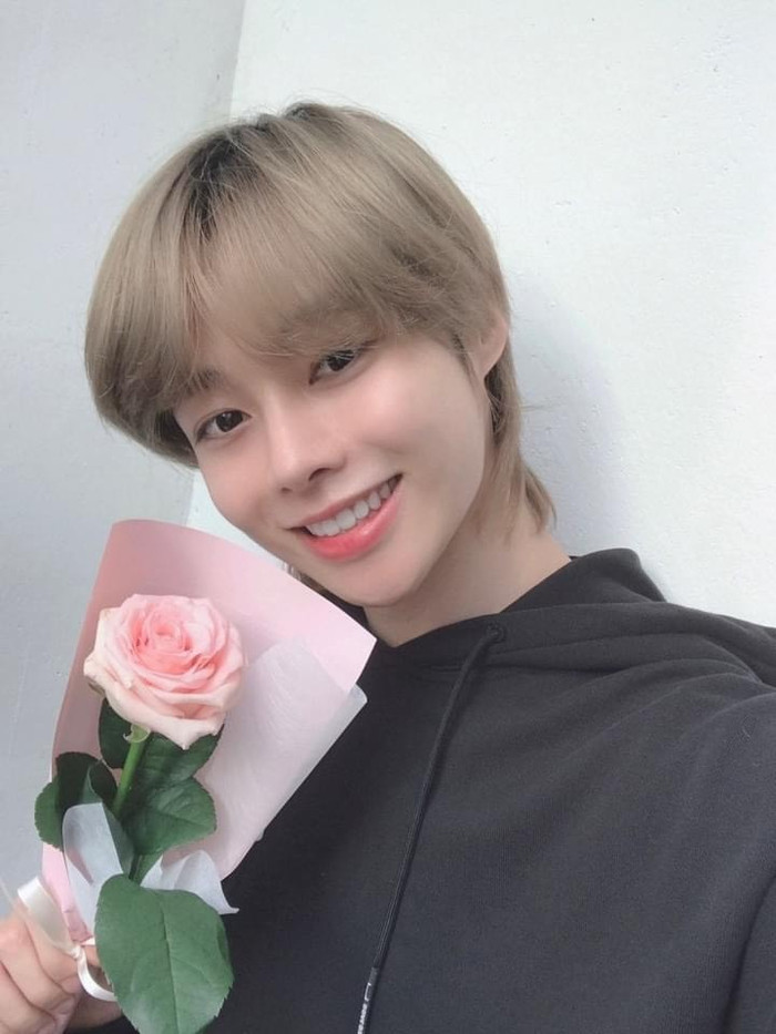 Nanon Korapat (Bad Buddy) và 2 sao trẻ người gốc Việt 'đột phá' thành công tại nước ngoài Ảnh 13