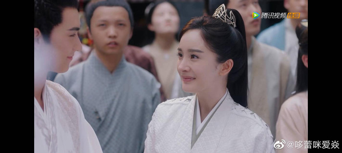 Trà xanh 'cưa cẩm' Dương Mịch khiến sư phụ Trần Vỹ Đình ghen muốn 'hộc máu' trong 'Hộc châu phu nhân' Ảnh 9