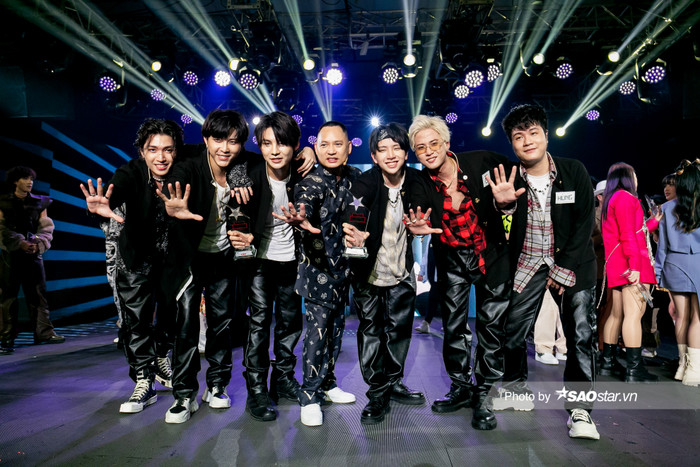 Uni5 trở thành Á quân The Heroes 2021