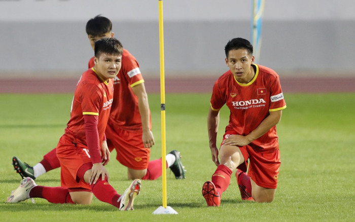 Hùng Dũng nuốt trọn giáo án trong buổi tập cùng tuyển Việt Nam Ảnh 2