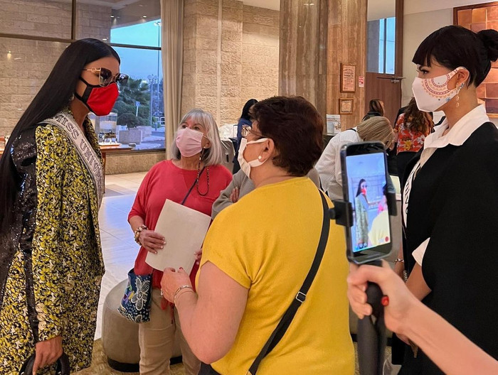 Đại diện Việt nhận được rất nhiều sự quan tâm từ công chúng. 