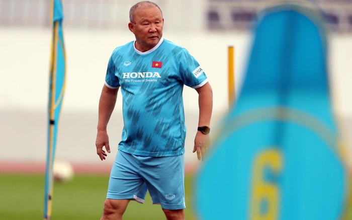 ĐTVN chốt danh sách dự AFF Cup 2020: Tấn Trường không bị loại, ông Park gạch tên 5 cầu thủ Ảnh 2