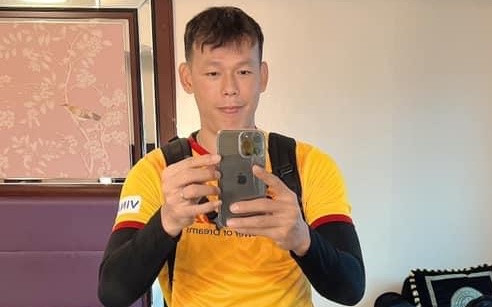 Thủ môn Bùi Tấn Trường có cơ hội lớn giành Quả bóng vàng Việt Nam 2021 Ảnh 2