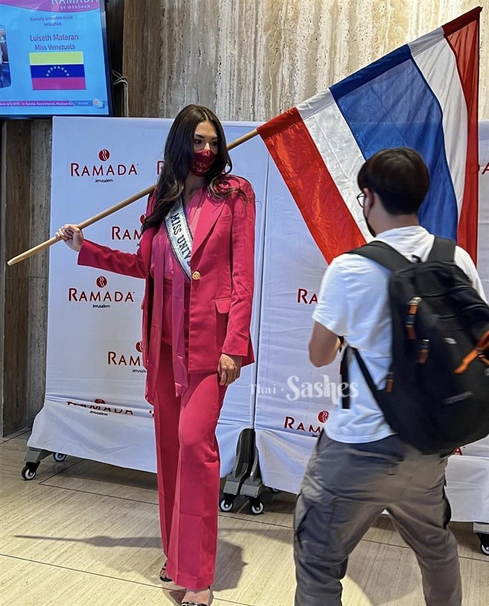 Thí sinh Miss Universe bị dìm hàng 'đau đớn' qua ống kính nước ngoài, cao 1m7 - 1m8 mà như 1m5 Ảnh 11