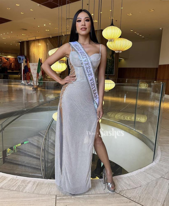 Thí sinh Miss Universe bị dìm hàng 'đau đớn' qua ống kính nước ngoài, cao 1m7 - 1m8 mà như 1m5 Ảnh 5