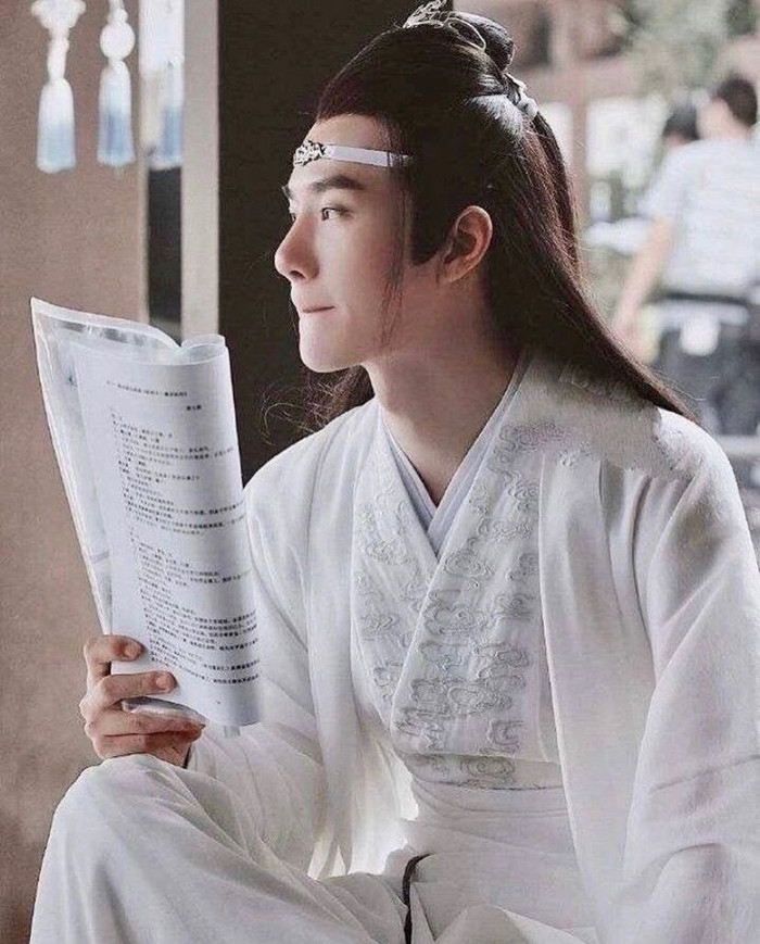 Bị đặt vào 'thế khó' với Vương Nhất Bác, Triệu Lệ Dĩnh dùng chính ca khúc của nam ca sĩ để 'tuyên chiến' Ảnh 5