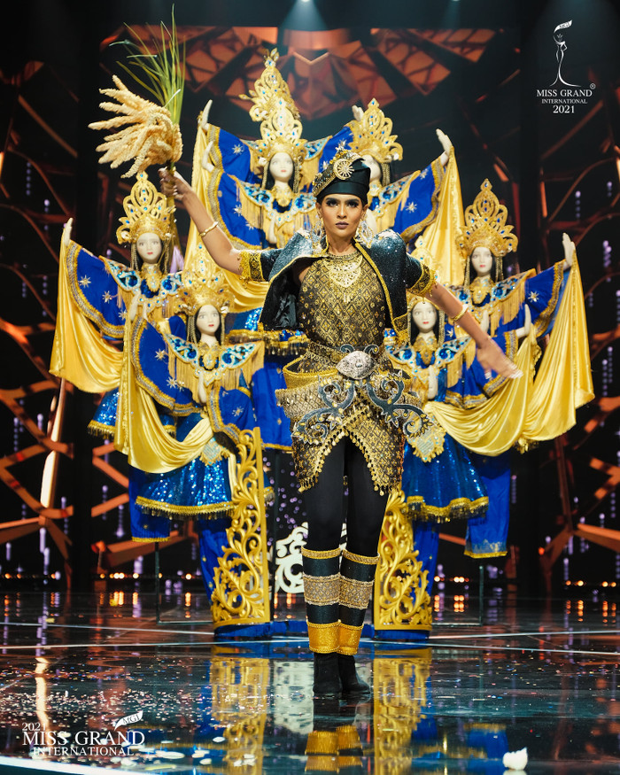 Top 10 National Costume đẹp nhất Miss Grand 2012: Thiên thần Áo xanh đang hút triệu like Ảnh 7