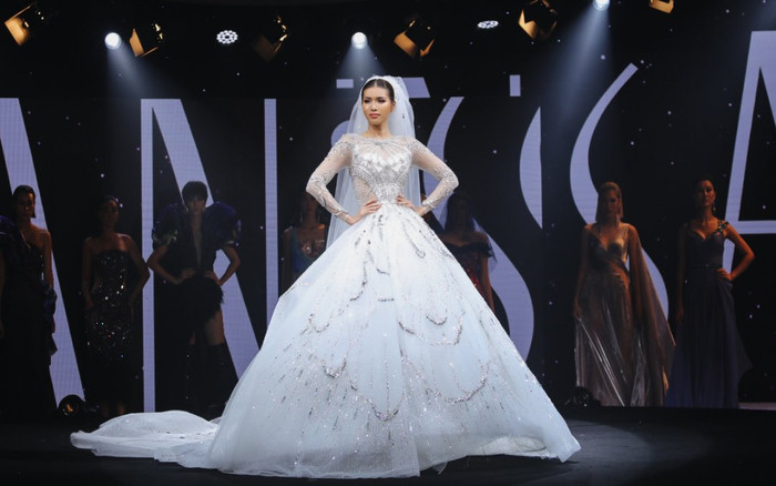 Vừa công khai người yêu chưa được bao lâu, Minh Tú lộ ảnh cưới với một sao nam Vbiz? Ảnh 2