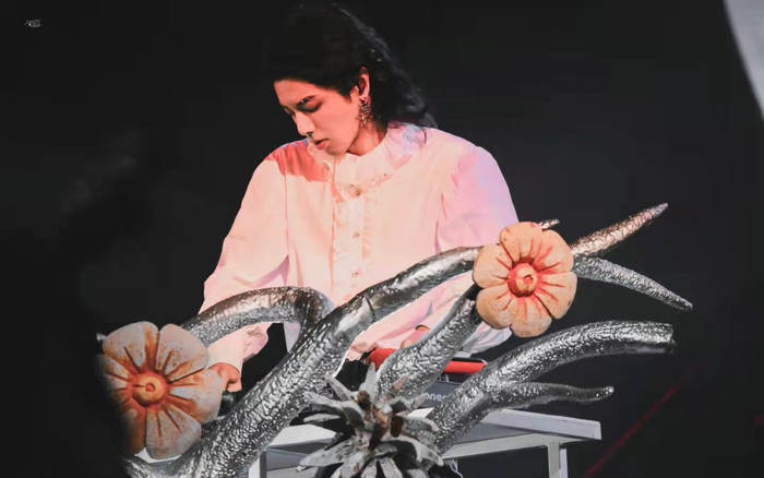 Chơi lớn như Hoa Thần Vũ: Trình diễn pháo hoa ngoạn mục trong Mars concert Ảnh 2