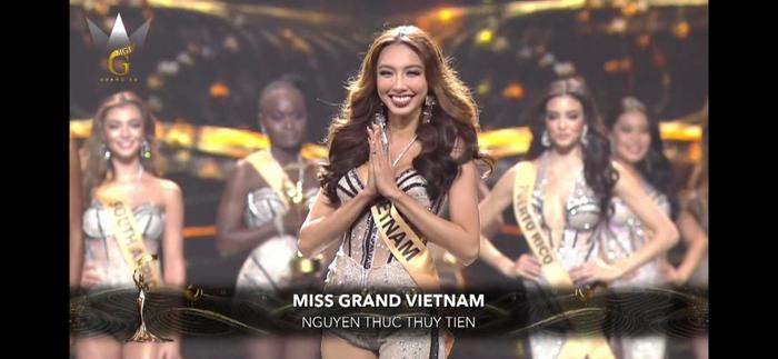 Thùy Tiên được xướng tên vào Top 20 Miss Grand International 2021, fan tự hào sung sướng Ảnh 3