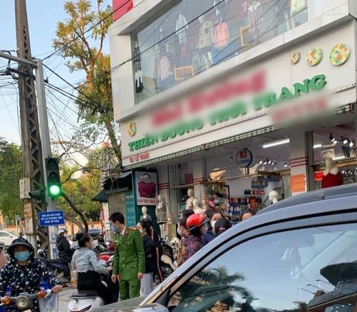 Shop quần áo nơi xảy ra sự việc.