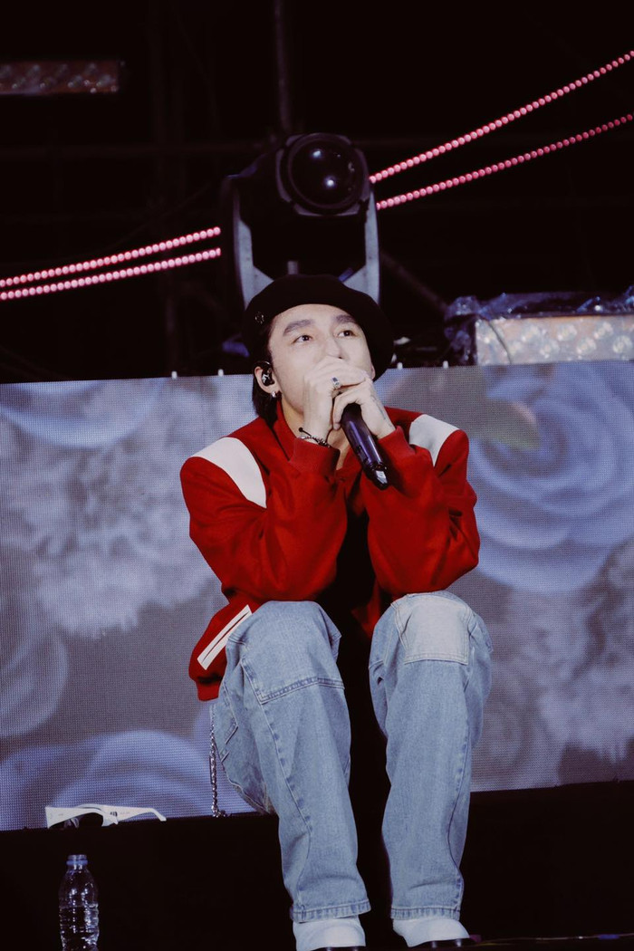 Hiện đoạn clip vẫn được người hâm mộ chia sẻ rầm rộ&nbsp;